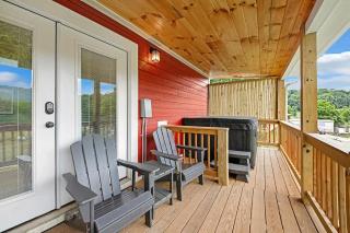 The Red Roost Cabin - 2