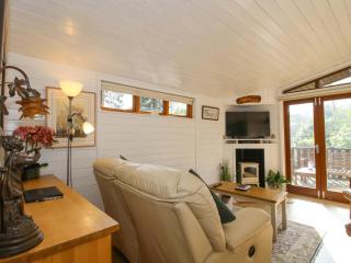 No 14 Astbury Falls Luxury Retreat - 5