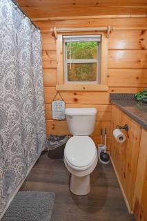 Elise Cabin Forest Retreat 5 Mins To Downtown - 1