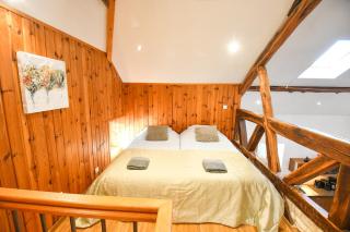 L'Atelier atypique en mezzanine au coeur des vignes - 6