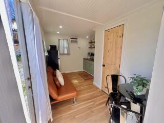 Quail Run Farm- Rustic Tiny Home 2 - 7