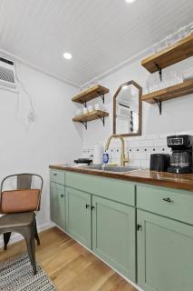 Quail Run Farm- Rustic Tiny Home 2 - 1