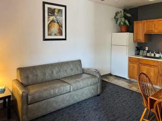 Calf Creek Falls Mini-Suite w/ Kitchenette - 5