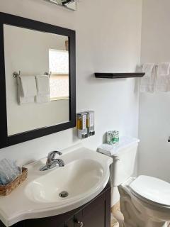 Bryce Canyon Mini-Suite w/ Kitchenette - 5