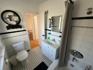 Poolhaus 5 Bed Playground + Pool - 3