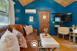 Pops Cabin Lookout Mountain Luxury Tiny Home - 9