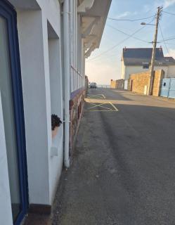 Studio plain-pied, terrasse, parking, plage à 30m - 8