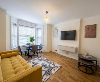 Heathfield Garden Retreat - 7