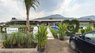 7 Tree Resort & Restaurant - 9