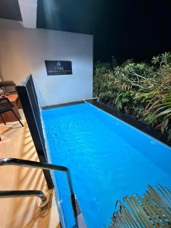 7 Tree Resort & Restaurant - 7