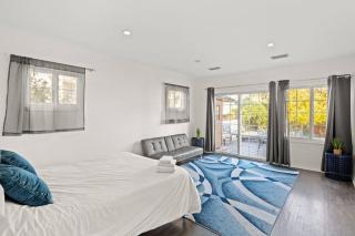 Beverly Hills Main House 3BR Hot Tub - 2