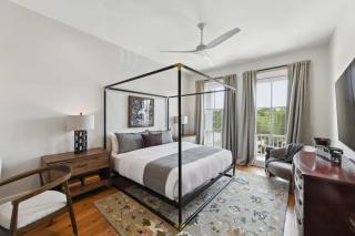 New Luxury Home Heated Pool & Spa - 7