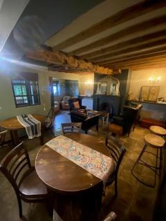 Shearsby Bath Hotel - 4