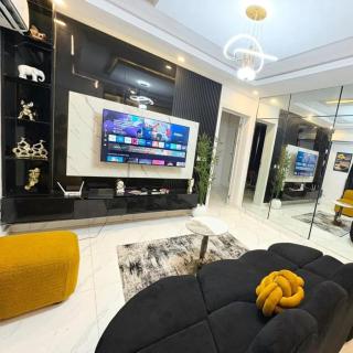 Luxury 1-Bedroom Apartment in ikate - 9