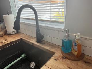 Pool & Close to dtwn w2 Bikes - 2