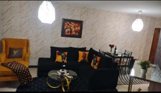 Jaynewilliams lavish homes - 0