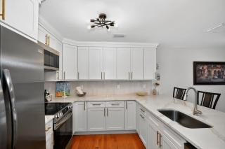 Palm Harbor Entire Duplex Sleeps 16 Near Beaches - 8