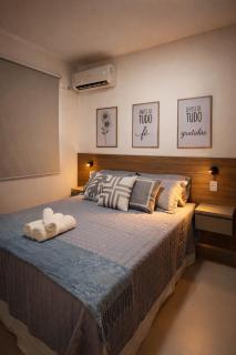 Modern Apartment 2 Bedrooms Pool Wifi Sleeps 4 - 5