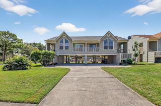 Palm Harbor Retreat•Near Beaches •Boating •Parking - 9