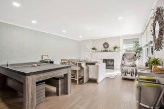 Private Luxury Retreat | 2 Suites, Sleeps 20 - 5