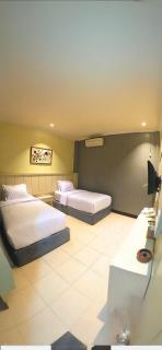 Hotel Mario Parepare - 2