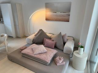 Donau Vibes Luxury Family Stay with Danube View - 9