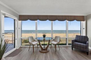 Oceanfront condo VB - 6