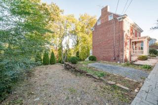 Historic Downtown Lynchburg - Apartment, Walk To Shops and Dining - 1
