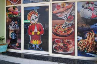 SPOT ON Hotel The Baithak & Restaurant - 1