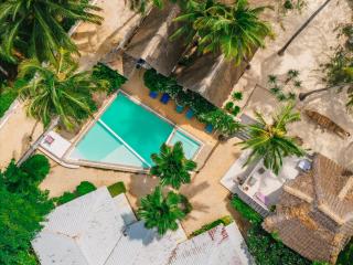 Seashore Beach hotel and Bungalow - 1