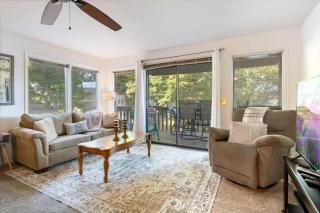 Lakefront Bungalow Near Margaritaville - 7