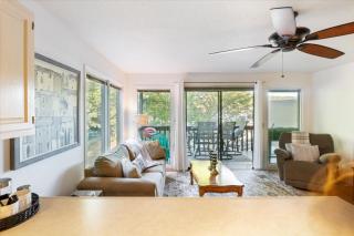 Lakefront Bungalow Near Margaritaville - 6