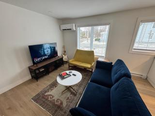 Downtown Townhouse - 8