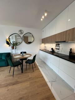 Topiel 18 Executive Suite - 3