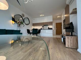 Topiel 18 Executive Suite - 2