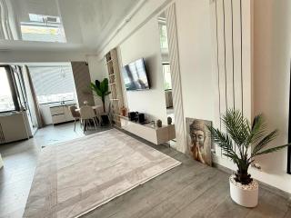 Stefan Building Resort - Seaview Studio - 4