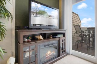 Lakefront Condo Near Margaritaville - 3