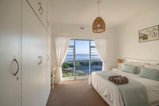 Oceans End - a home on the beach - 4