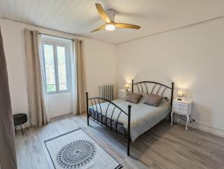 à 5mn de la réserve Africaine, charmante maison de village avec patio - 6