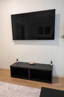 Luxury Hollywood Blvd Studio With Parking - 1