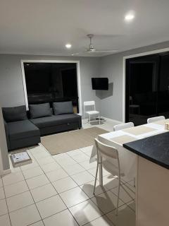 Coomera Private Rooms near DreamWorld - 9