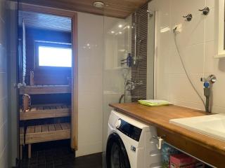 Nextdoor Host Private Sauna Free Parking Peaceful 1BR No Elevator - 3