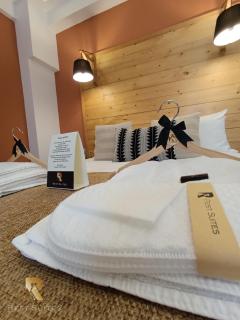 REST On The Pedestrian Street - 1