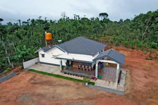 Chimneys Homestay - Full Villa, Near to Falls & Trek - 0