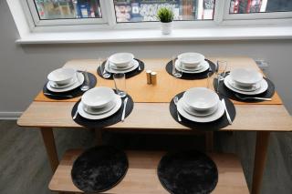 EBG2 - Private Apt, Sleeps6, Central London and Tube - 1