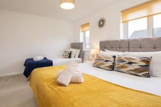 2BR House Driveway Parking City Center - 7