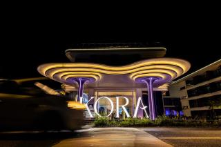 2BR Beachside 5 star Resort•50m to the sea - 9