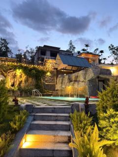 Diga Vista Lake View 4BHK Swimming Pool Cottage Munnar - Munnar - 2