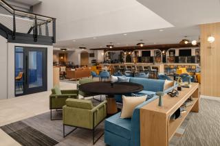 Sheraton Hartford Hotel at Bradley Airport - 2