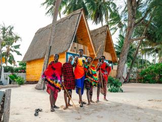 Seashore Beach hotel and Bungalow - 2